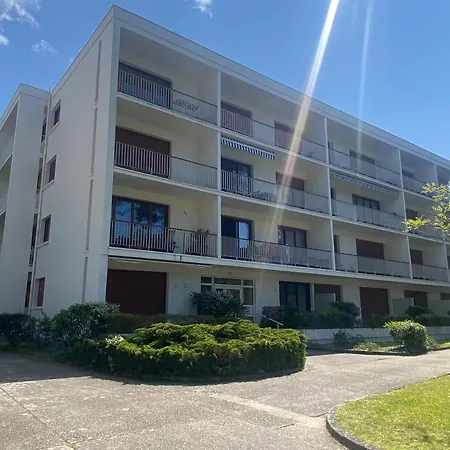 Superbe T2 Avec Balcon Et Parking, Idealement Situe A - Fr-1-374-200 Appartement