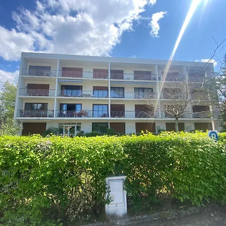 Superbe T2 Avec Balcon Et Parking, Idealement Situe A - Fr-1-374-200 Appartement