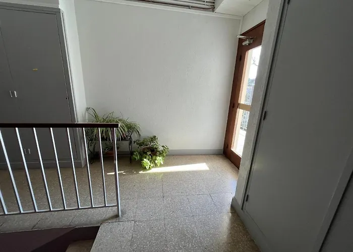 Superbe T2 Avec Balcon Et Parking, Idealement Situe A - Fr-1-374-200 アパート アルカション